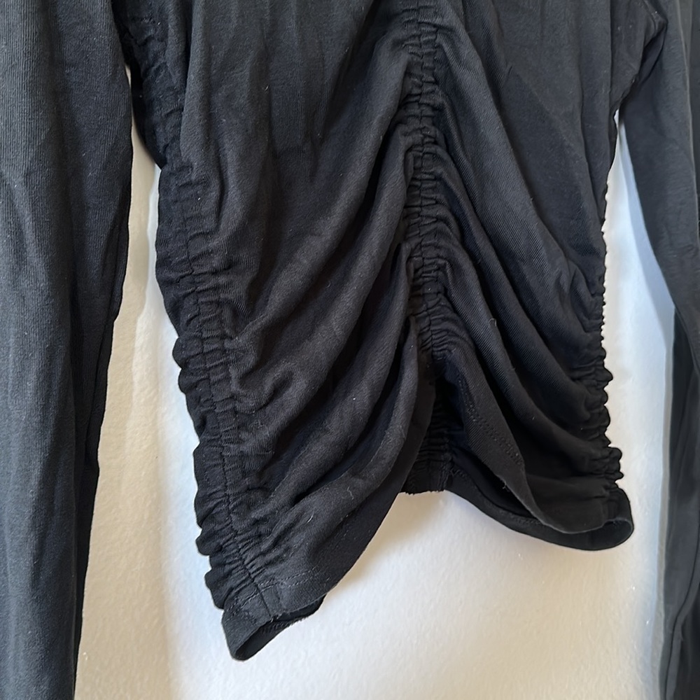 Zara Ruched Top - Picture 3 of 4